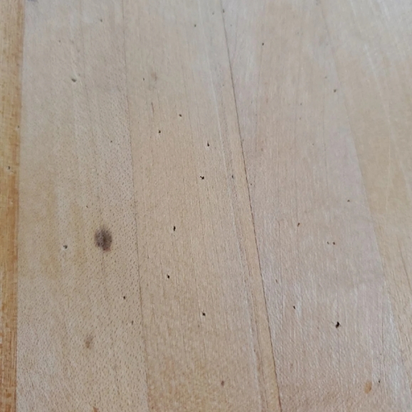 Solid Wood Wolf Shaped Cutting Board - Picture 8 of 8